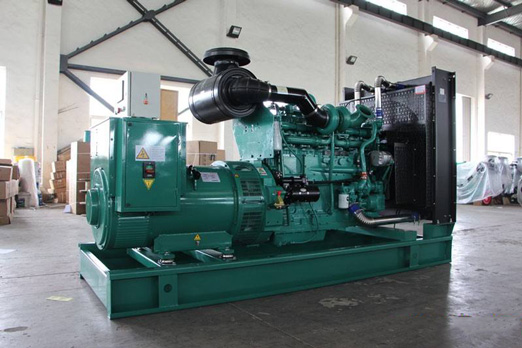 麻栗坡320kw康明斯柴油发电车出租组图片 麻栗坡320kw康明斯柴油发电车出租组图片